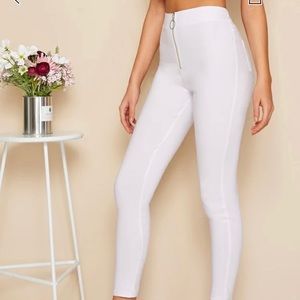 Zip Up Pocket Detail Jeggings